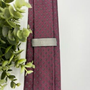 Dior Signature 100% Silk Tie Necktie Red Geometric Design Newer Tag USED
